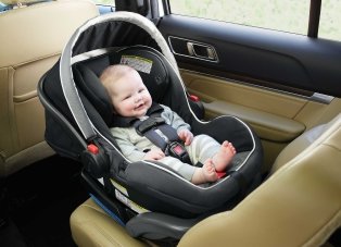 infant car seat age