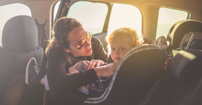 baby in car